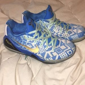 Nike x Kobe low tops